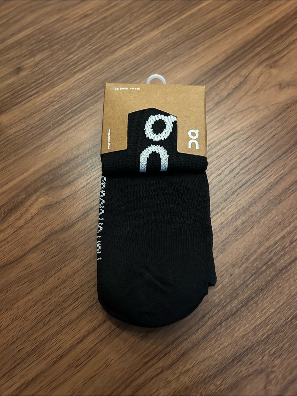 On Running on cloud PACK OF 3 PAIRS Black Athletic Logo Socks